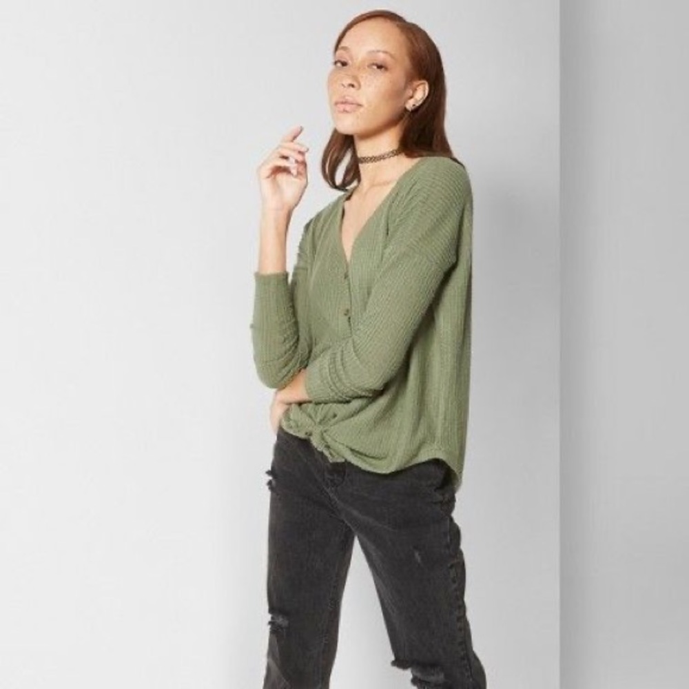 Wild Fable olive green button up tie sweater m
